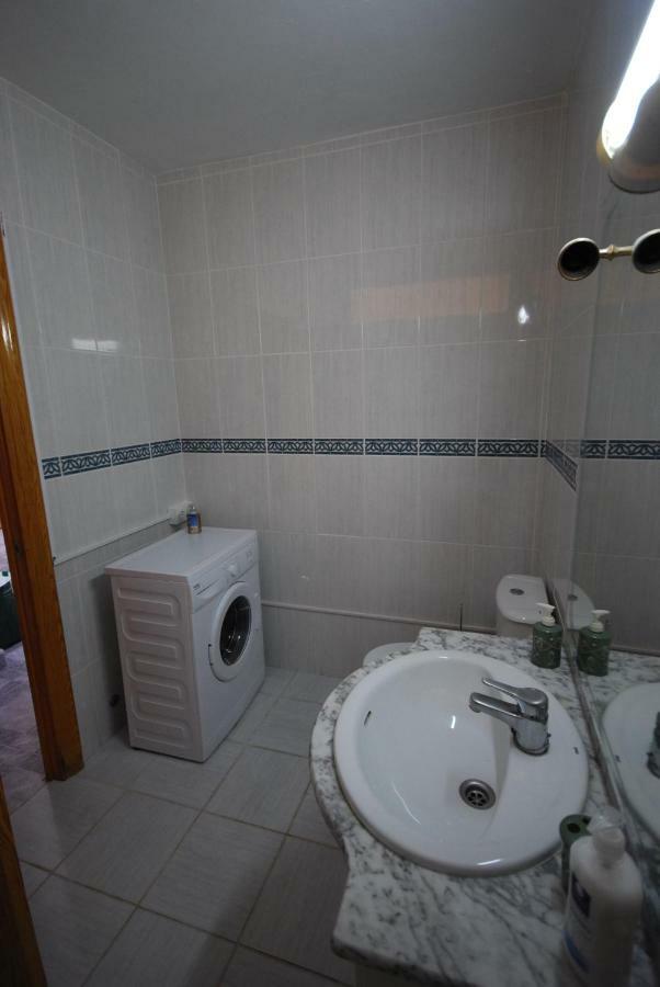 Cozy Apartment With First Line Seaview In Perfect Location, Near The Marina Benalmádena Exterior foto