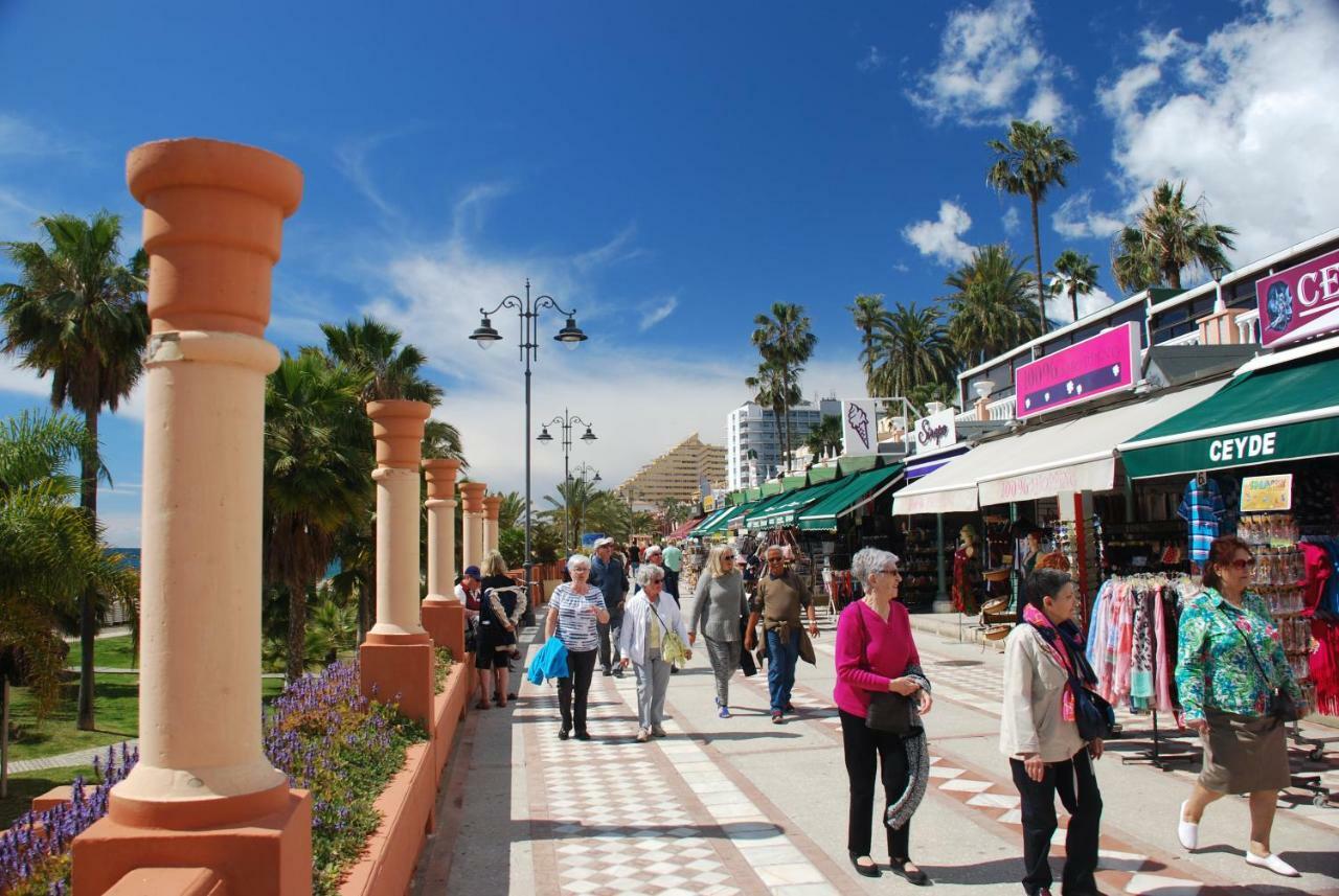 Cozy Apartment With First Line Seaview In Perfect Location, Near The Marina Benalmádena Exterior foto